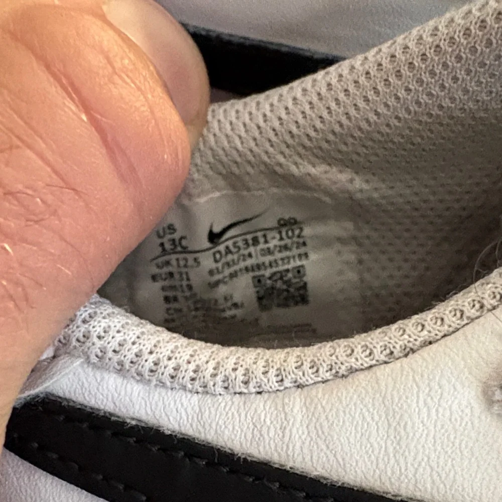 Nike White and Black Sneakers with‎ Velcro Strap size us13c